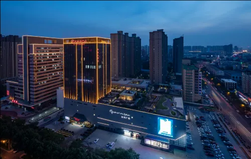 Ramada by Wyndham Luoyang Downtown