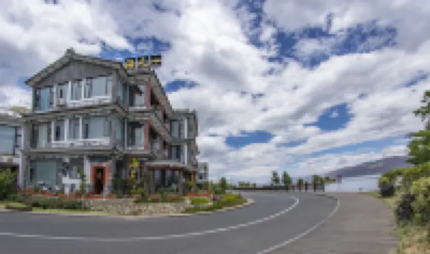 大理海天一オーシャンビュー中国式旅館（洱海生態廊道才村港）