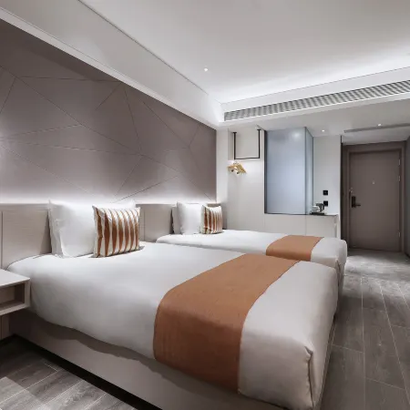 Ibis Styles Hotel (Dalian Railway Station Qingniwa Bridge)