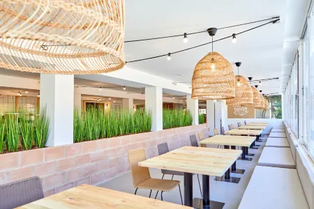 Tent Capi Playa Отели в г. Плайя-де-Пальма