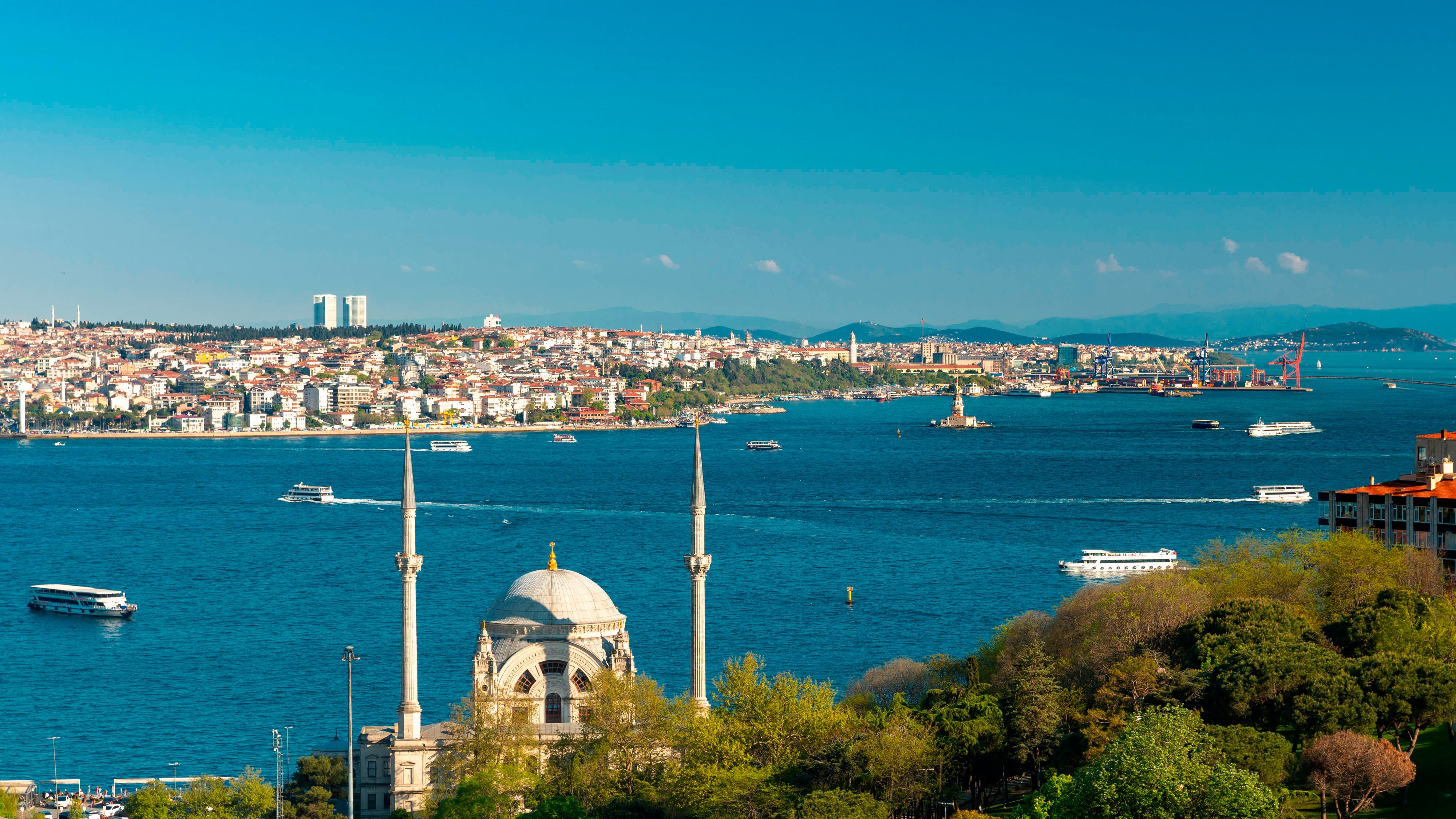 The Ritz-Carlton, Istanbul (The Ritz-Carlton, Istanbul at The Bosphorus)