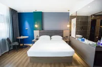 ALAN Qingyun Hotel (Guigang Qingyun Bridge) Hotels in Guigang