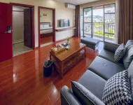 Longyannanqianfujiudian