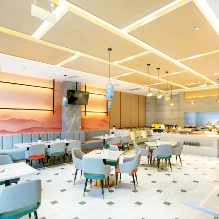 Atour Hotel (Lhasa Wanda Plaza Municipal Government Branch)