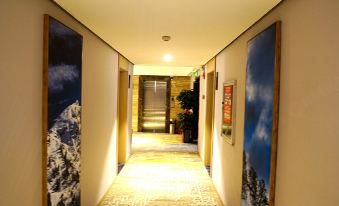 Xinshidai Hotel