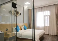 Yuanjiang Golden Room Hotel فنادق في يوانجيانغ