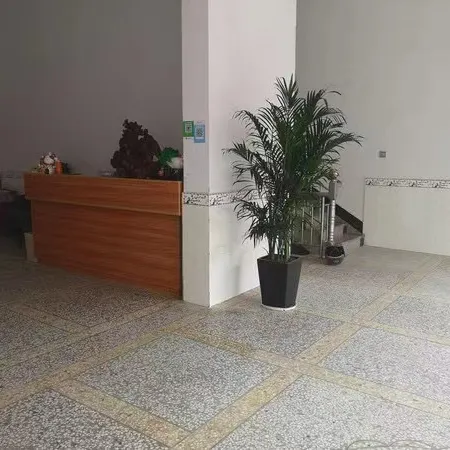 Linxiang Yongli Hotel