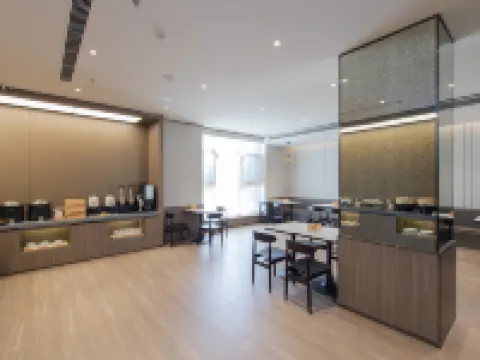 HanTing Hotel (Baicheng Taobei District Qingnian Street) Hotéis em Baicheng