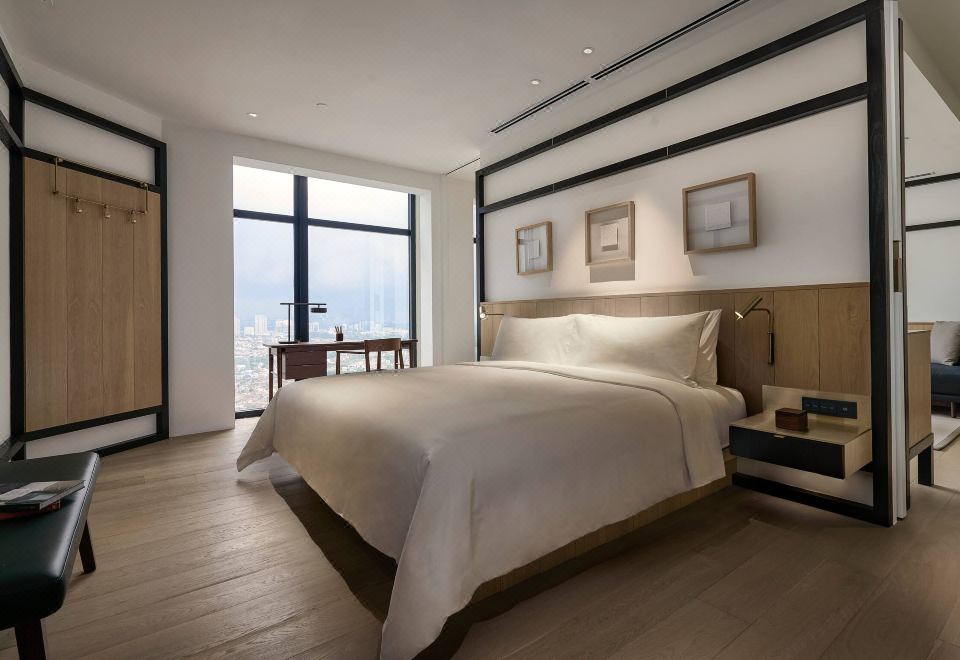 알릴라 방사르 루프탑 수영장 전경