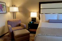 Best Western Plus Miami Airport North Hotel  Suites Các khách sạn ở Hialeah