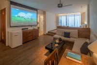 Pure House Hotels near Nanhuduocai Botanical Garden