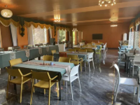 Shuifu Mancheng Forest Hotel