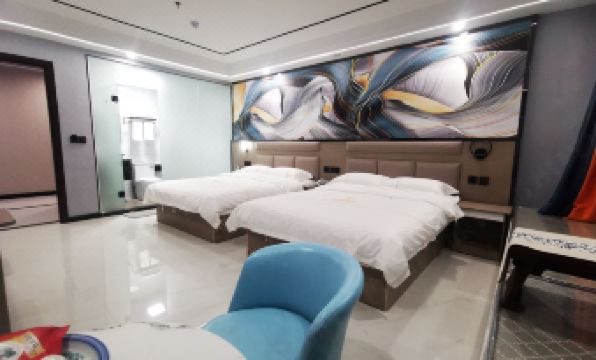 Puningjiang Jinqing Luxury Apartment