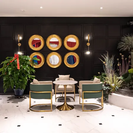 Yangguang Hotel Aletai Отели рядом с достопримечательностью «Народная больница в Алтае»