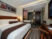 Zhe Fei Hotel (Shiyan Jingdong Road Tianjin Road Branch) Hotels near Shiyan Wudangshan Airport