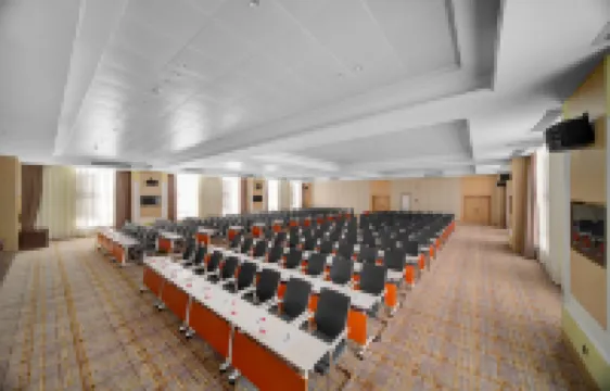 維也納國際飯店（麻城石材園區店）