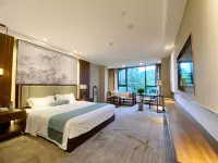 Cuiping Mountain Hotel Hotels in Yibin