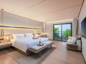 룽후 수칭 홀리데이 호텔 (무산후/우시엔호수 별빛 리조트)