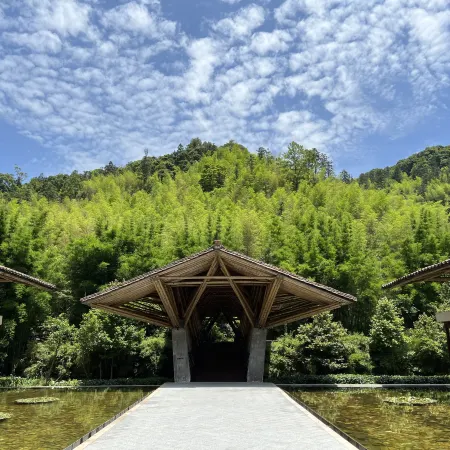 Crosswaters Ecolodge & Spa