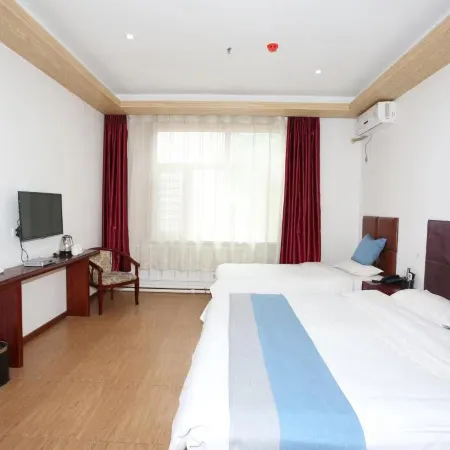 Jiamusi Number Nine Hotel (Railway Station Central Hospital)