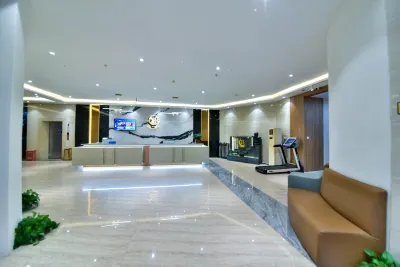 Quanzhou Luxury Business Travel Hotel (Exhibition City Baijie Shangyuecheng Branch) Hotels near Former Residence of Yang Amiao