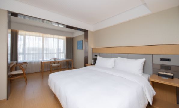 JI Hotel (Shantou High Speed Railway Station)