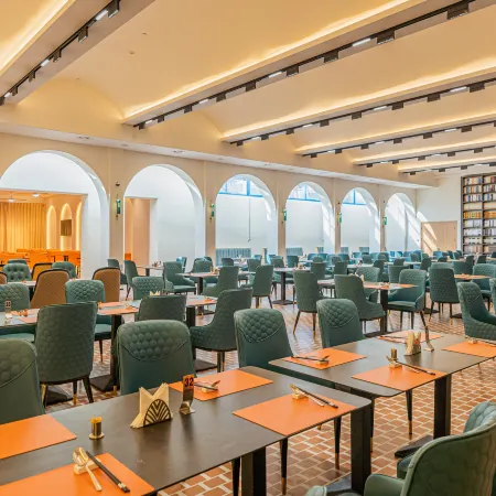 Blue Top Hot Spring Resort (Qinhuangdao Fira Resort)