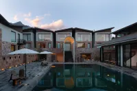 Lijiang Snow Mountain stone house - Infinity Pools