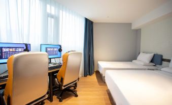WanYoo Esports Hotel (Shanghai Train Station)