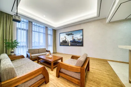 A Balance Hotel (Ningbo Eastern New Town Convention Center) Отели рядом с достопримечательностью «Ningbo University of Technology (East Campus)»