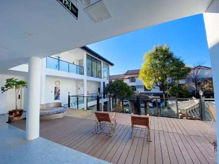 麗江束河假期飯店