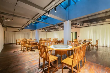 Fanjingshan-Chuanshang language mountain dust-free accommodation (Dongmen shop in the scenic spot) Отели рядом с достопримечательностью «Mount Fanjing»