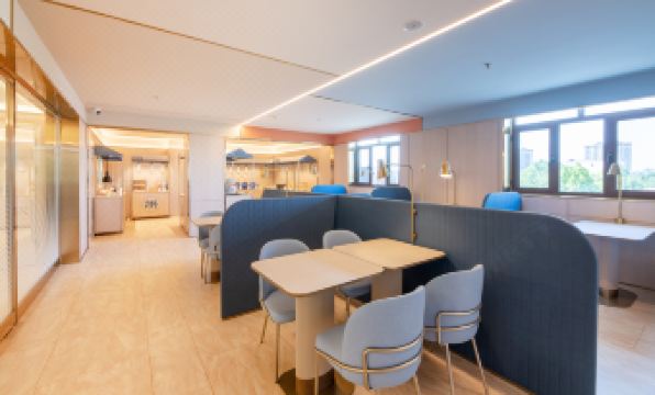 HanTing Hotel (Xingtai Renze Tianhongcheng)