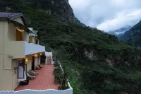 Alan Zhiruo Homestay