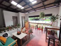 V Space CAPSULE CAFE MELAKA - Pensions