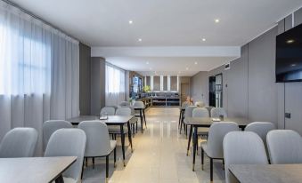 BOSS Hotel(Guigang Wanda Plaza store)