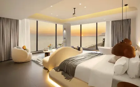 Dinglong Bay Ocean Kingdom Full Sea View Holiday Apartment Отели в г. Учуань