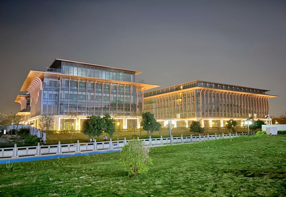 황푸 고대 항구의 아름다운 야경