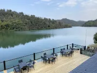 Dujiangyan Lotus Water Township Farmhouse