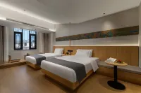 WENJU  HOTEL - Parkplatz