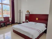 Furui Grand Hotel - Parkplatz