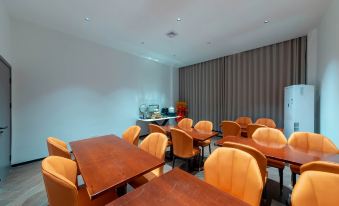 Baman Smart Hotel (Ningxiang Jinzhou Avenue Chutian Technology)