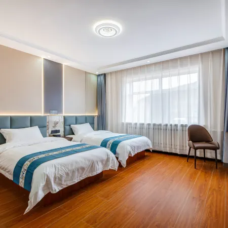 Genhe Xuexiang Junlai Hotel