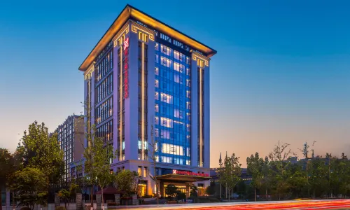 Hilton Garden Inn Xinyang East Railway Station