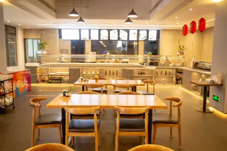 Quanjiadu Hotel Отели рядом с достопримечательностью «Xiamen University - Jiahe College»