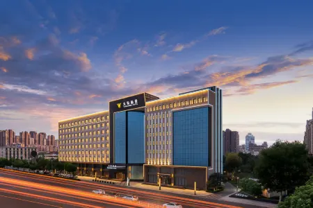 Tianchimel Hotel Отели рядом с достопримечательностью «Wuhan Keji Daxue Chengshi College»