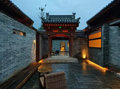 Sangrang Hot Spring Designer Inn Hotels in Xinzhou Ancient City