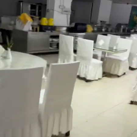 Rucheng Peak Esports Hotel (Ailian Square Branch)