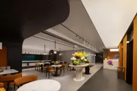 Wuhan Jiangying High-Rise Riverfront Hotel