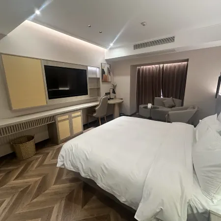 Wuxi Yishang | View High-Rise Hotel (Sanyang Square Wuxi Railway Station Branch) Отели рядом с достопримечательностью «Академия Donglin»
